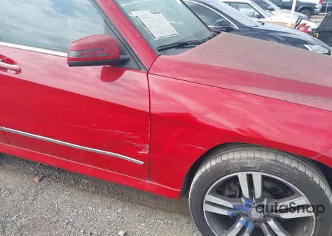 2015 Mercedes-Benz Glk 350 z USA, uszkodzony, nr VIN WDCGG5HB8FG364223